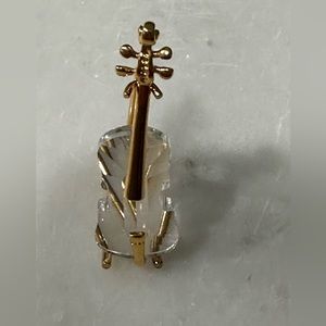 Swarovski instrument